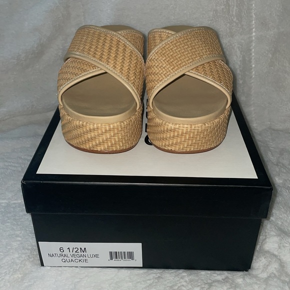 NWT J/SLIDES QUACKIE Natural Vegan Luxe Sandal - Picture 7 of 16